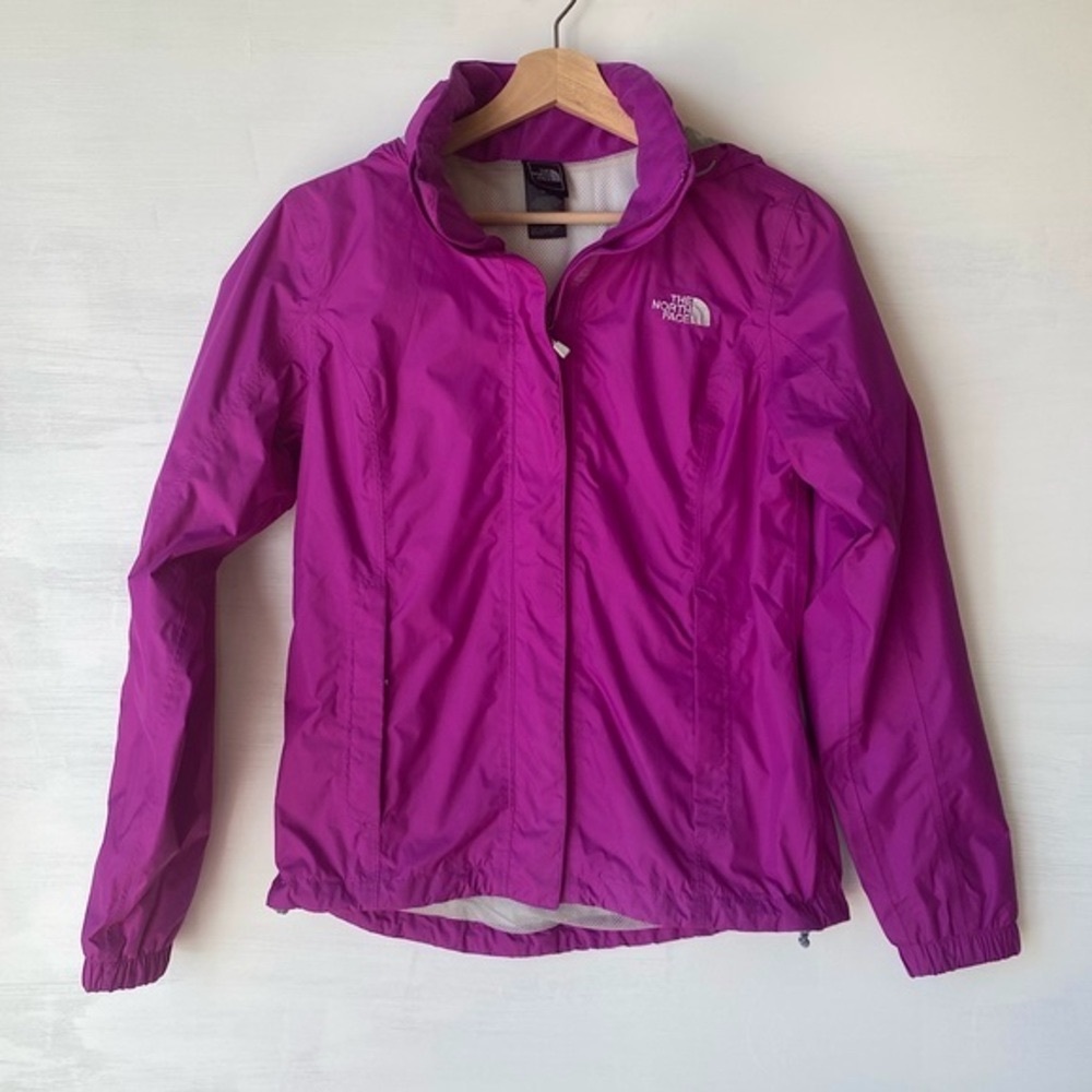 *SOLD* The North Face Magenta Hyvent Rain Jacket Small